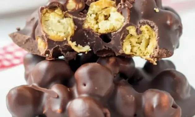 Chocolate Chickpeas in bite-sized clusters coated with dark chocolate, showing a crunchy Sweet Chickpeas Snack and an easy Chocolate Chickpea Clusters dessert.