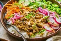 Ground Turkey Rice Bowls with Bang Bang Sauce for Easy Weekday Lunches with rice, veggies, and a creamy spicy drizzle.